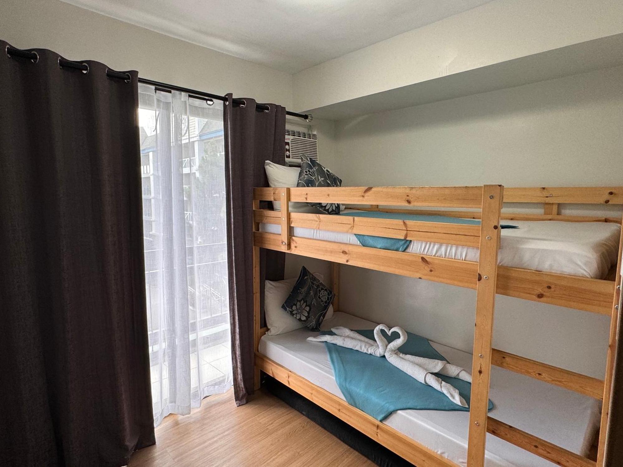 Cozyvilla At Pine Suites Tagaytay 2Br Or Studio With Free Parking 2Br In Basement Parking And Studio In Offsite Parking Tagaytay City Exterior photo